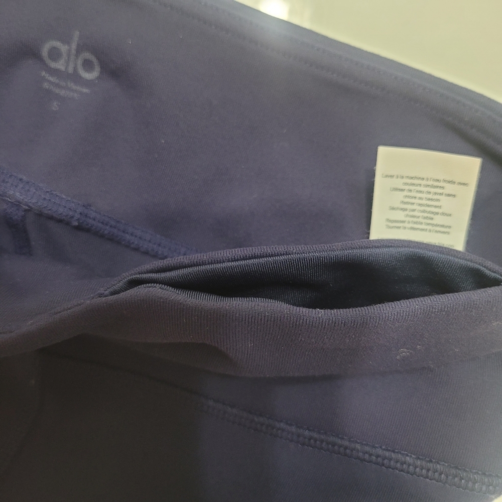 Alo Pants Womens S Blue Navy Legging Athletic Training Gym Yoga Stretch Entwine - Picture 10 of 11
